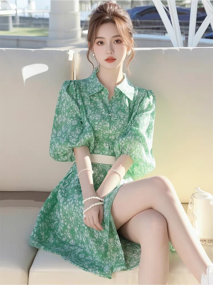 春季服装高端精致轻奢高级感端庄大气温柔气质绿色碎花洋气连衣裙