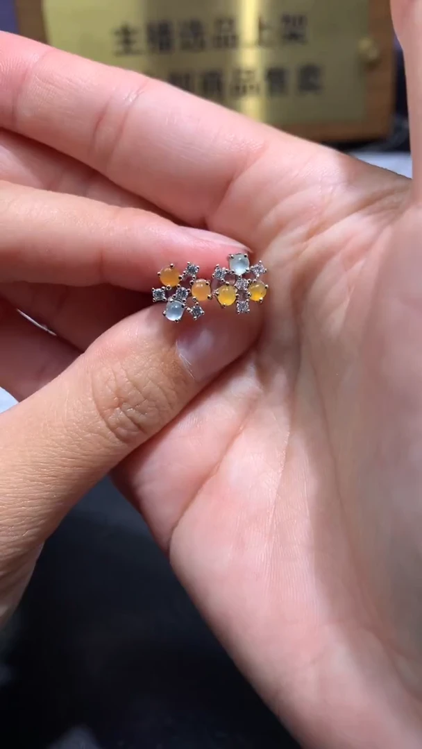 颈饰银S925镶嵌翡翠净货