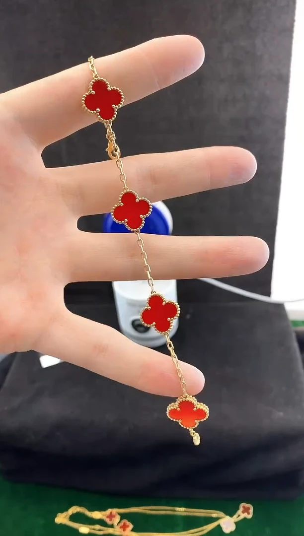 【闪购商品】玛瑙/玉髓手链18K金镶嵌.