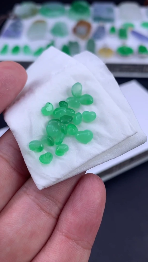 未镶嵌定制翡翠多样性发一对