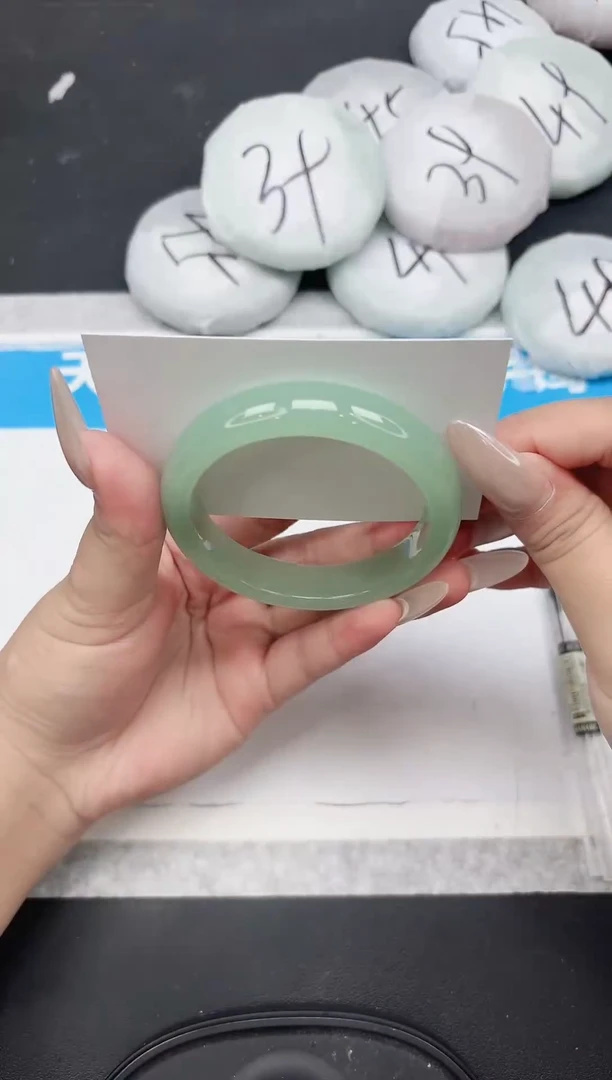 女款工艺手镯A75-55.8