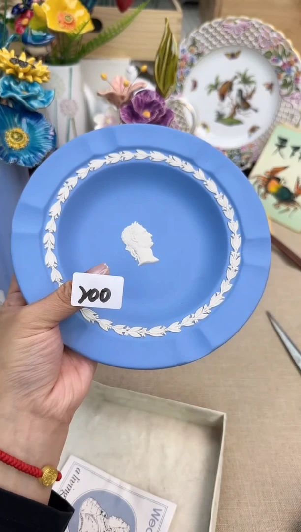 瓷片泡泡家的瓷器真好看