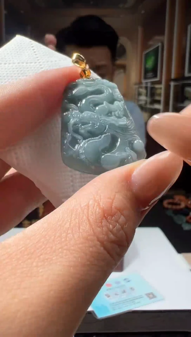 翡翠未镶嵌颈饰0297844479