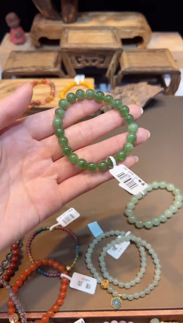 手饰和田玉未镶嵌手饰@@0184