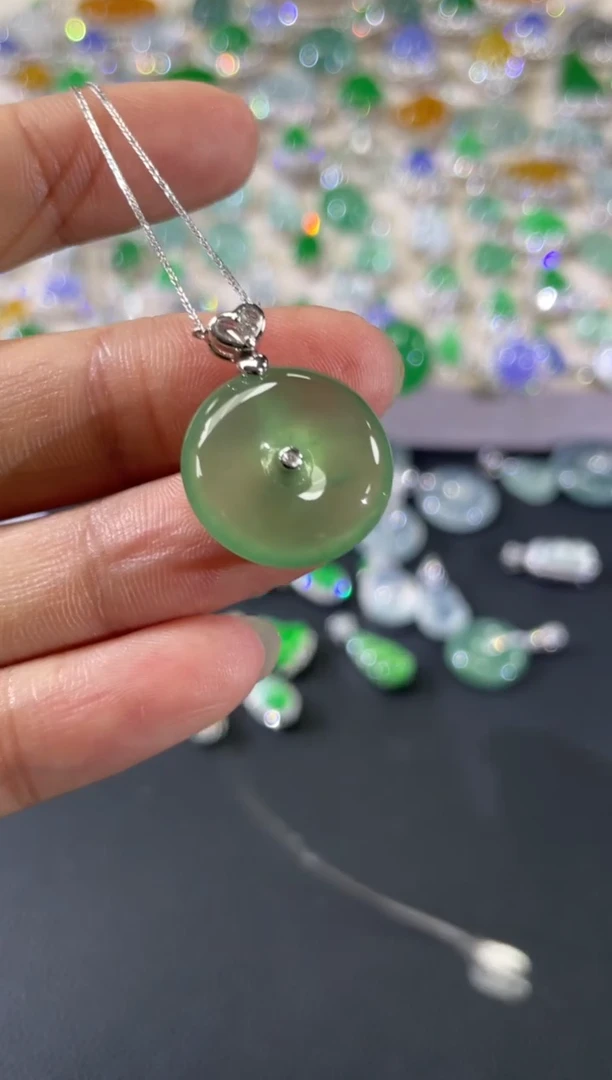 套链18K金镶嵌翡翠A510|5980