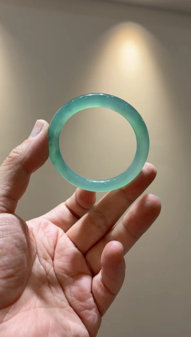 未镶嵌手镯翡翠海蓝之谜手镯