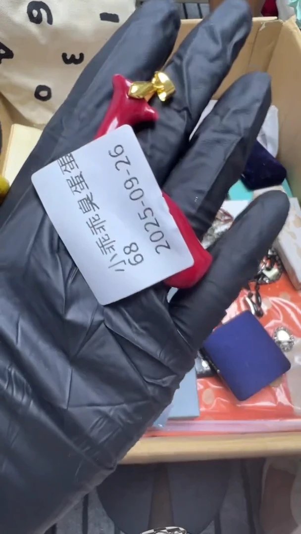 手工艺品琉璃小****吼瓷片瓷片瓷片瓷片
