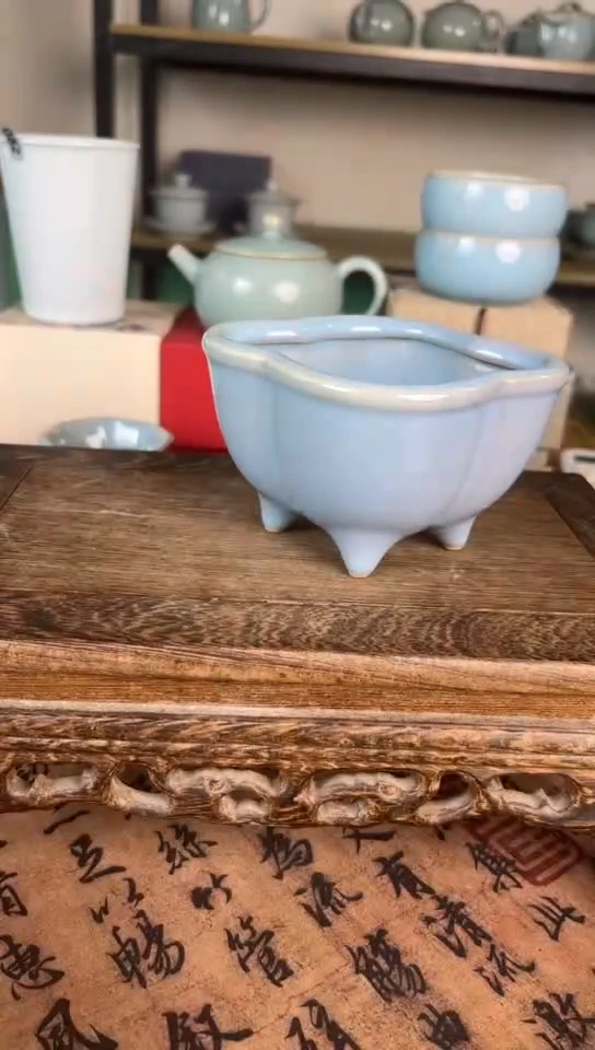 杯天青窑变紫罗兰香炉裸发