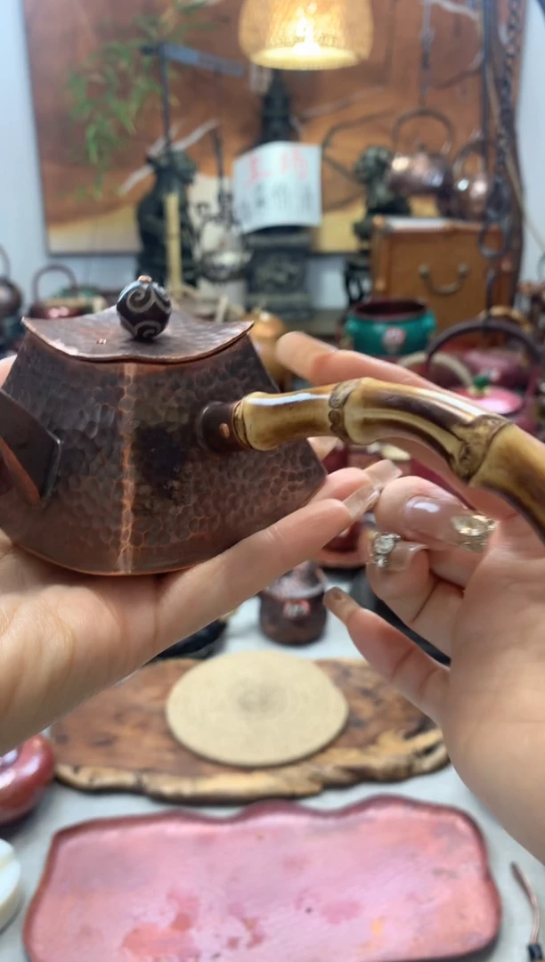 四方竹节侧把壶