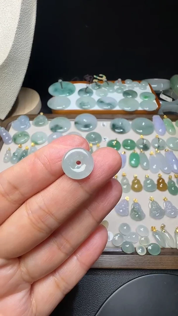 翡翠未镶嵌吊坠(不含链)小平安扣尺寸12.9*4.3mm