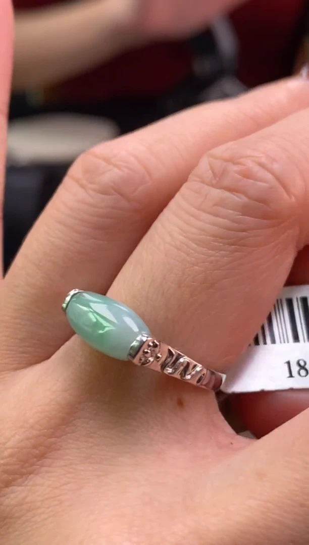 颈饰银S925镶嵌翡翠净货18808