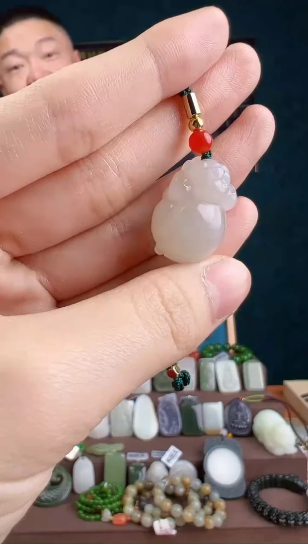 【闪购商品】和田玉颈饰未镶嵌多样性发货 拍一单发一个