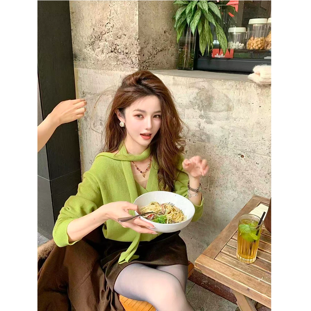 韩版V领飘带设计感针织开衫2025秋季新款女洋气百搭上衣配半身裙