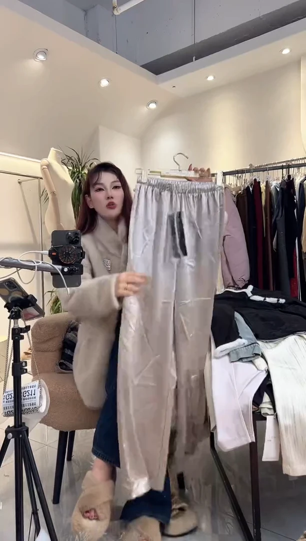 SG-秋冬新款服装服饰-204