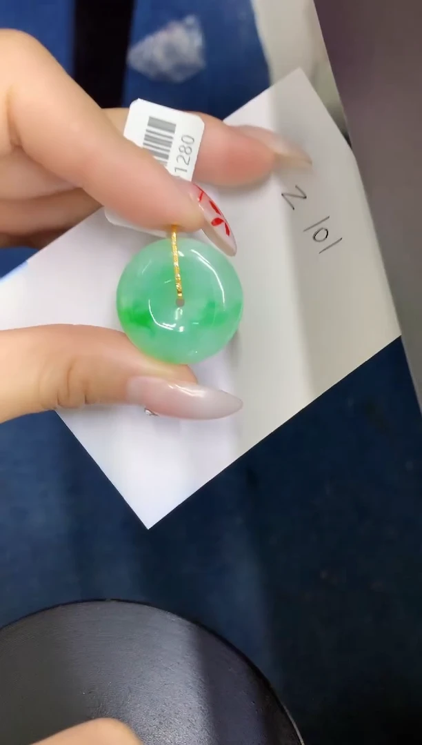 【闪购商品】翡翠颈饰18K金镶嵌00000000000