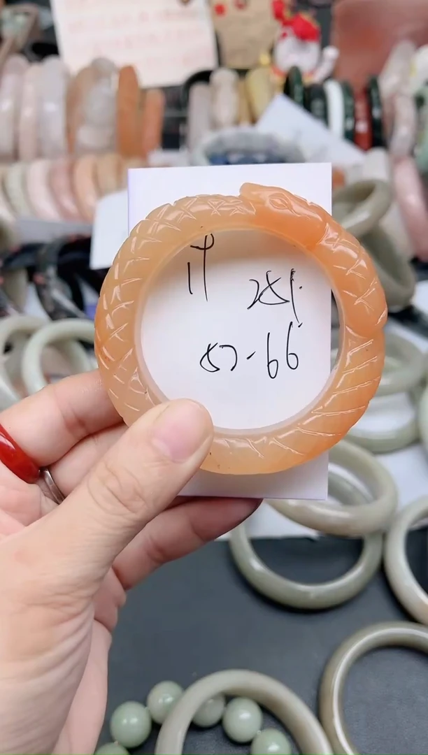 未镶嵌手镯石英质玉251
