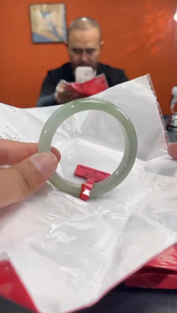 未镶嵌手镯翡翠11