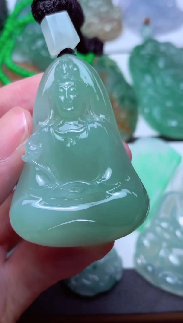 翡翠未镶嵌颈饰天然翡翠