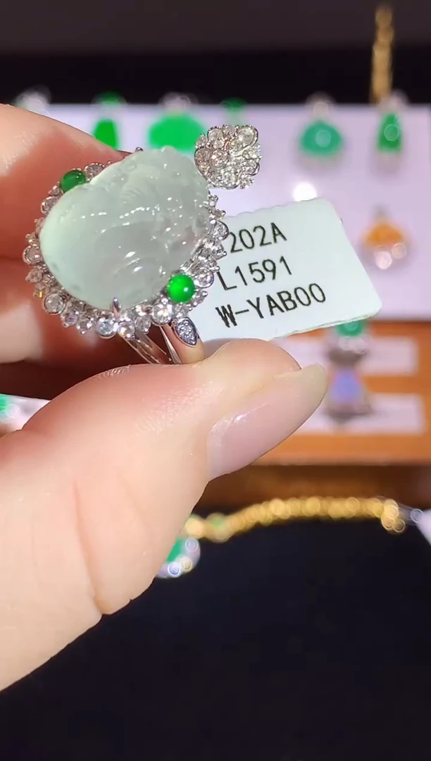 翡翠戒指18K金镶嵌L1591多样性发其一