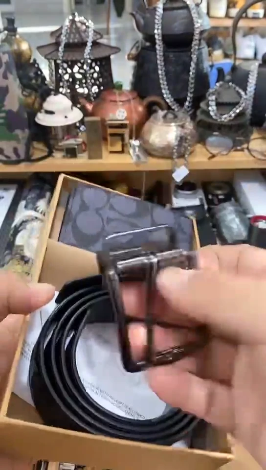 瓷片闪购商品  如图所示