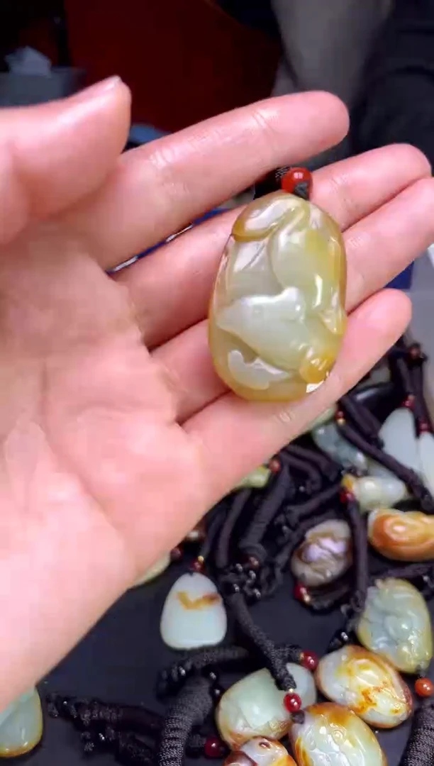 【闪购商品】和田玉颈饰未镶嵌3