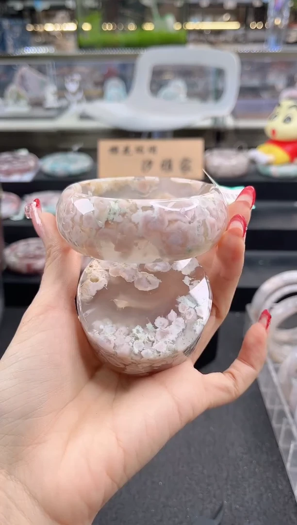 未镶嵌手镯石英质玉60圈口（赠品镯心）