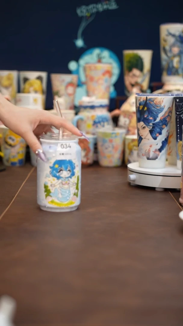 经典创意大容量吸管杯杯