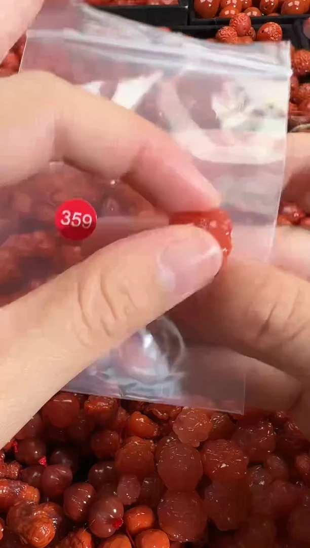 颈饰未镶嵌南红玛瑙1