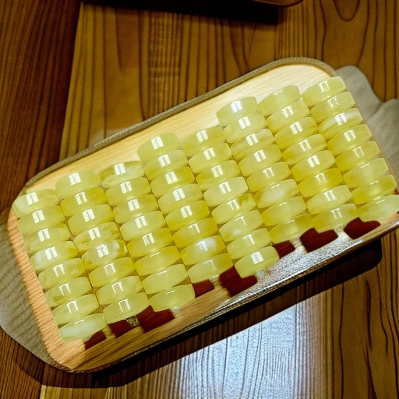 段掌柜臻选｜天然原矿蜜蜡药片隔片8*3.5mm瑕疵（多样性随机发）