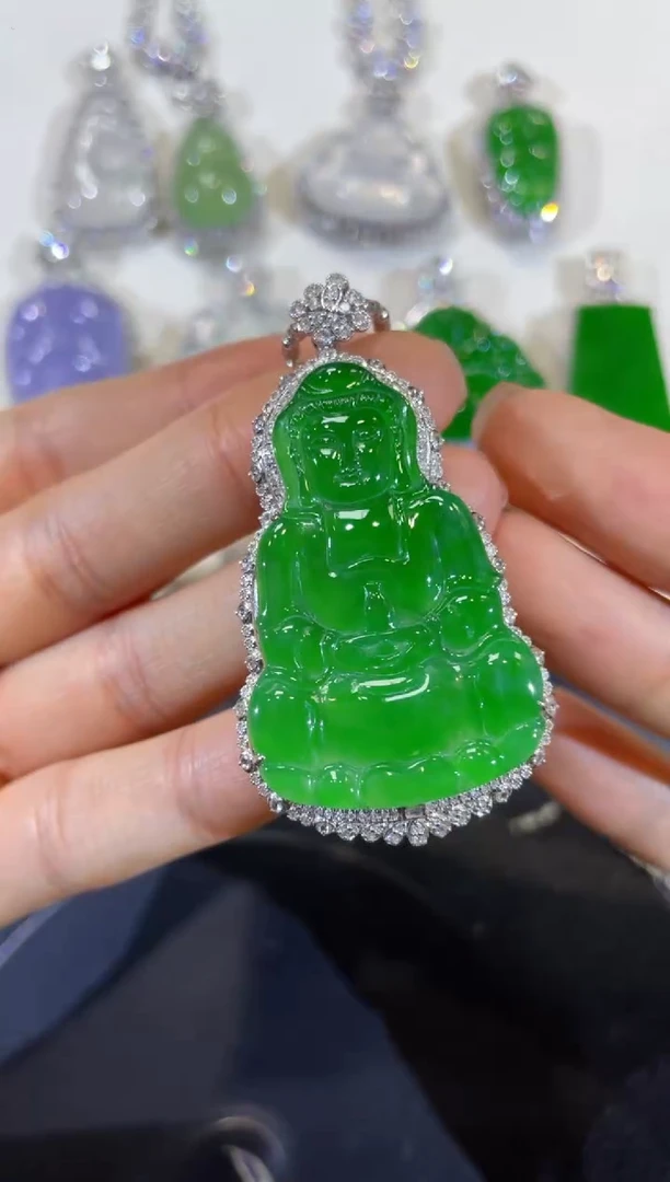吊坠(不含链)18K金镶嵌翡翠团购11