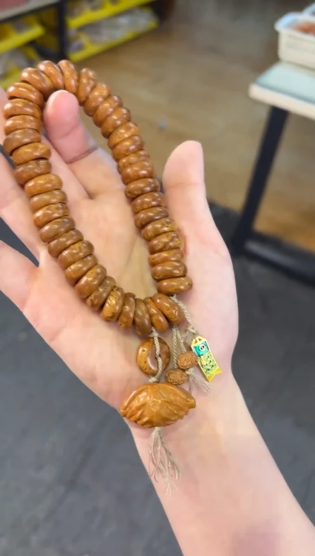 菩提根/象牙果吊坠桃核甜甜圈【有钱有余】手持