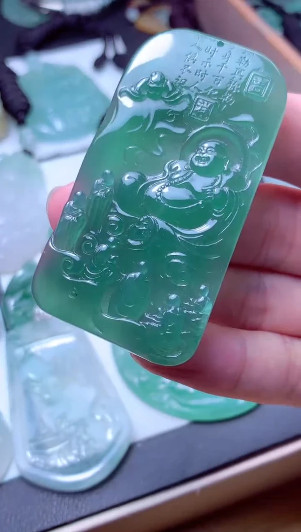 颈饰未镶嵌翡翠天然A货翡翠