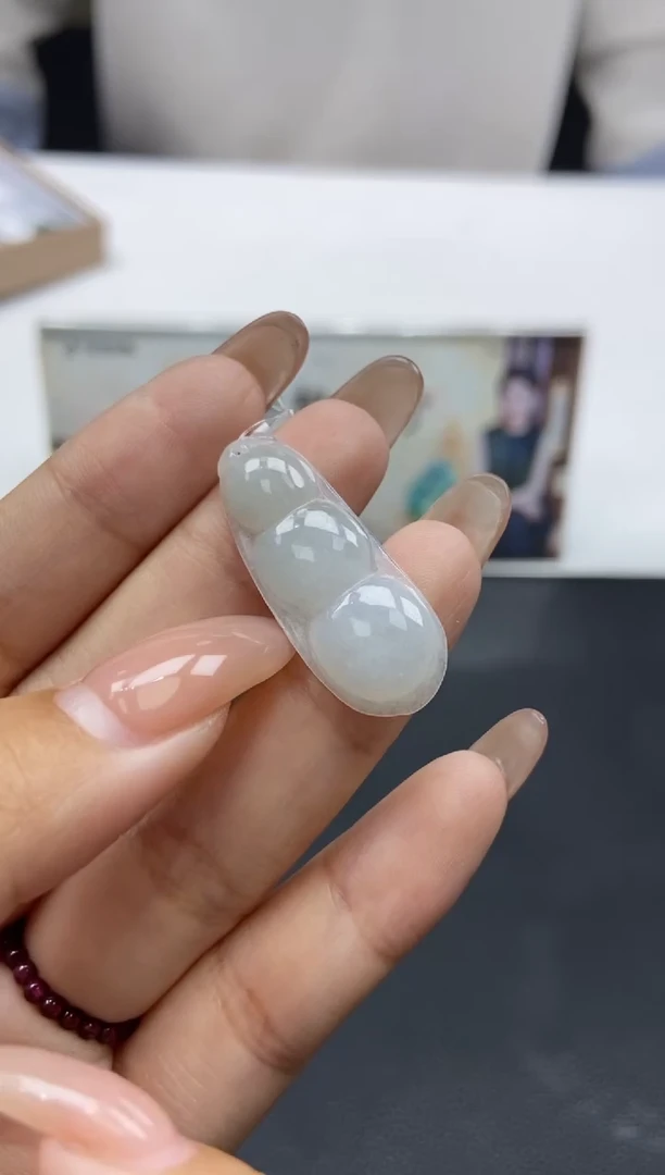 【闪购商品】翡翠颈饰未镶嵌天然翡翠A货06