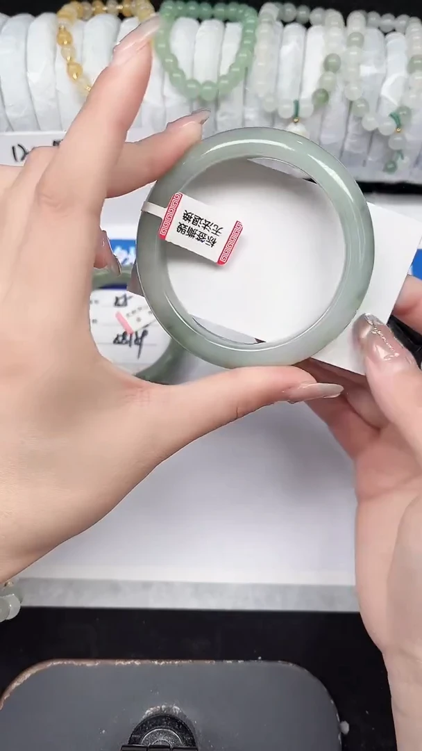 未镶嵌手镯石英质玉56-57/58