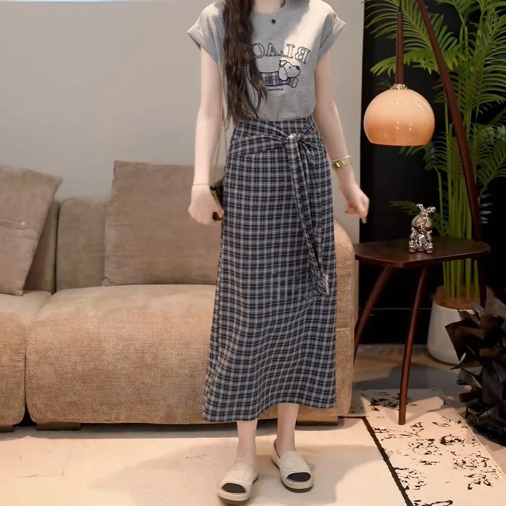 【梨涡藏梦】夏季时尚休闲套装女卡通小狗字母T恤+格子半身裙两件套
