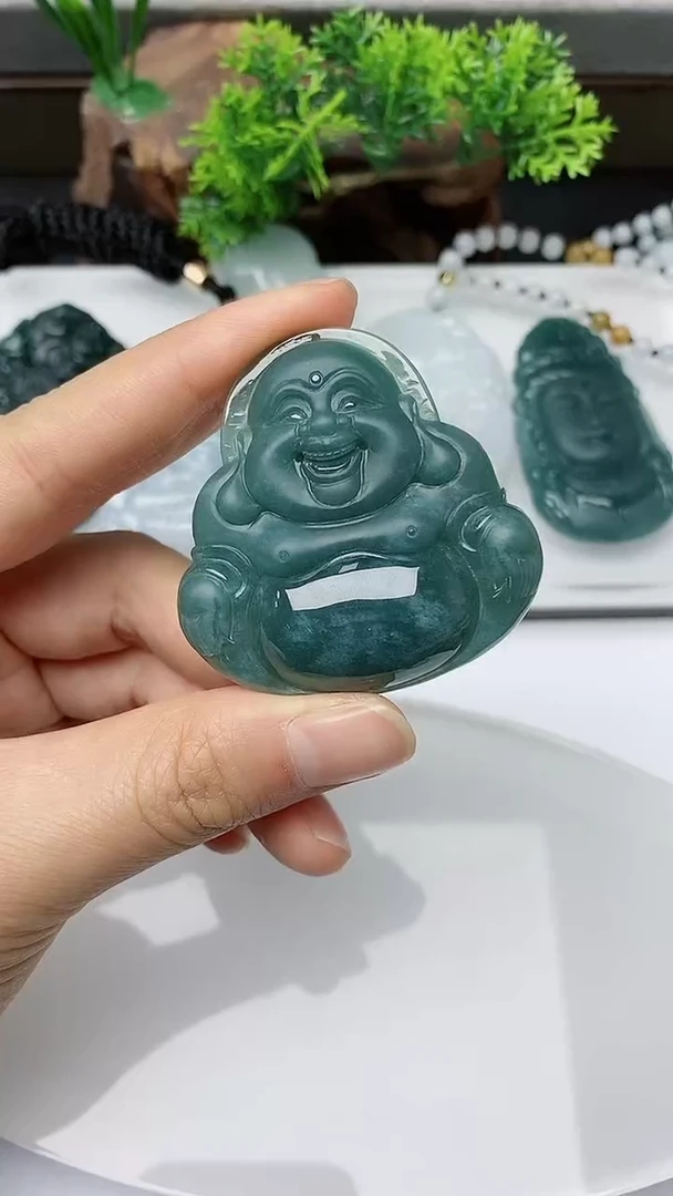 【闪购商品】翡翠颈饰未镶嵌        
