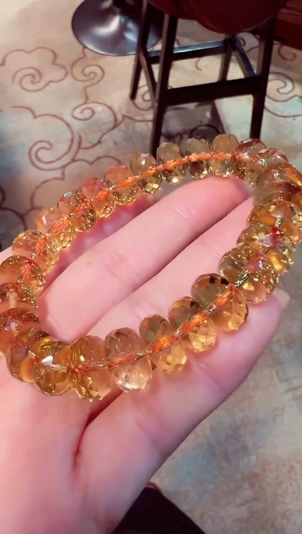 水晶手链未镶嵌今****^水晶手链