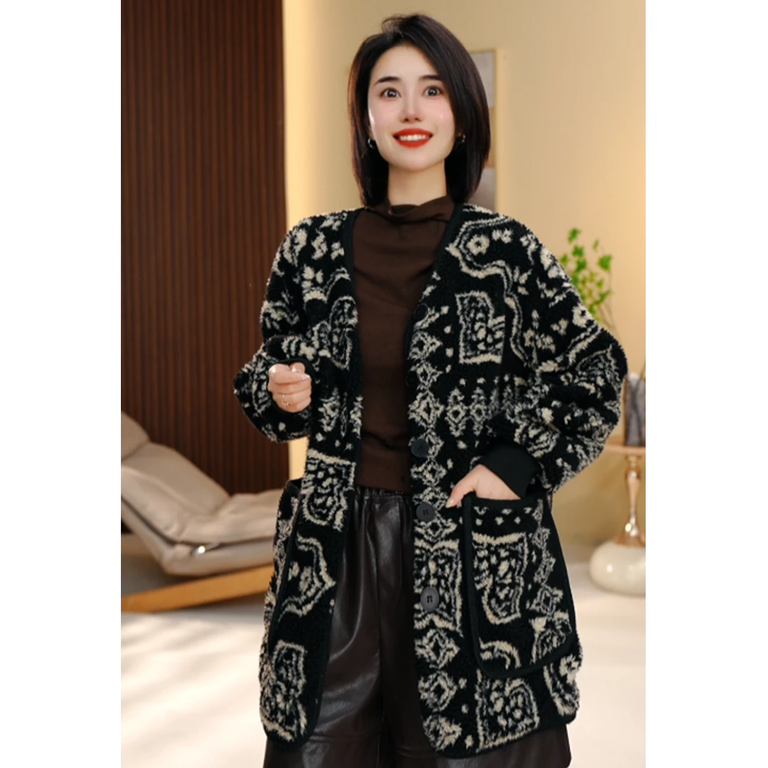 BEIJU 2025新款时尚气质颗粒绒宽松雪花软糯黑色休闲款外套女8008