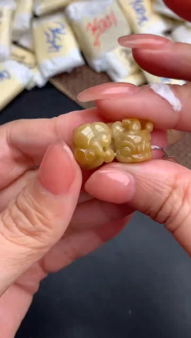 未镶嵌挂件翡翠一