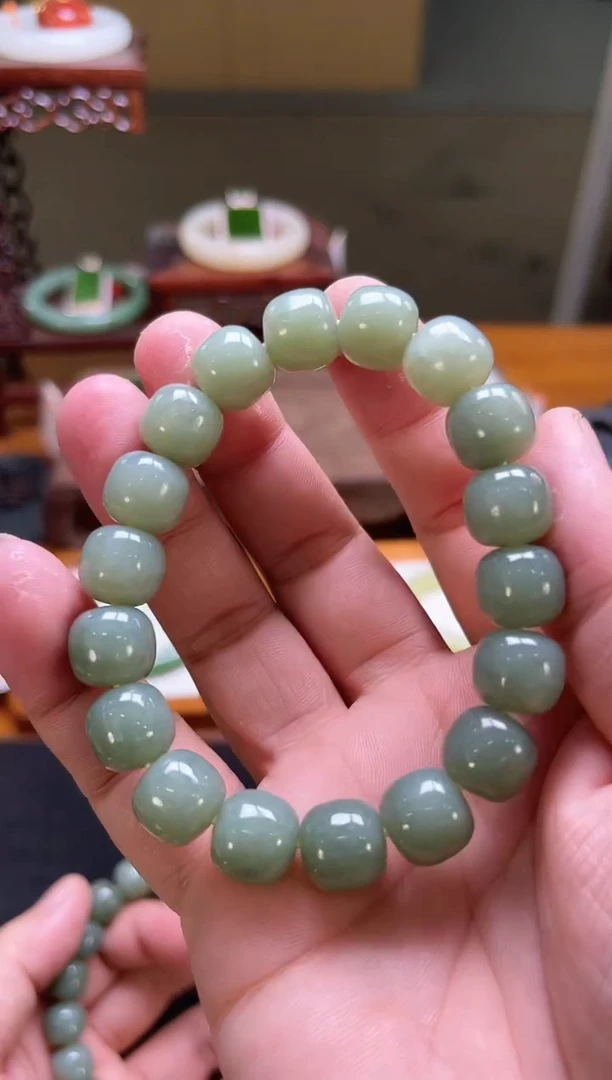 未镶嵌手串和田玉卡12且末蓝 老型 多样性发一 差