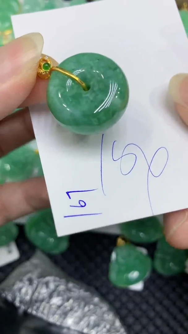 颈饰未镶嵌翡翠缅甸A货翡翠