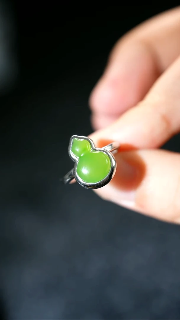 银S925镶嵌戒指和田玉8