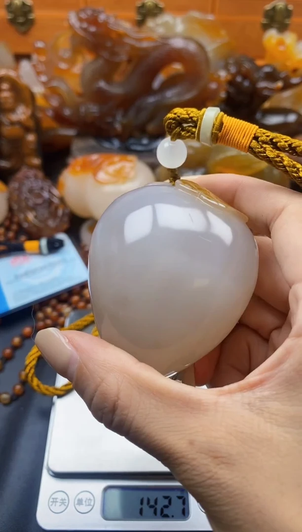 玛瑙/玉髓挂件未镶嵌慱*ll