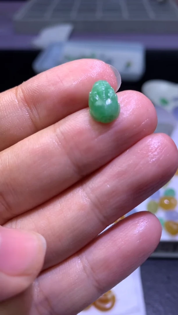 定制翡翠未镶嵌毛货