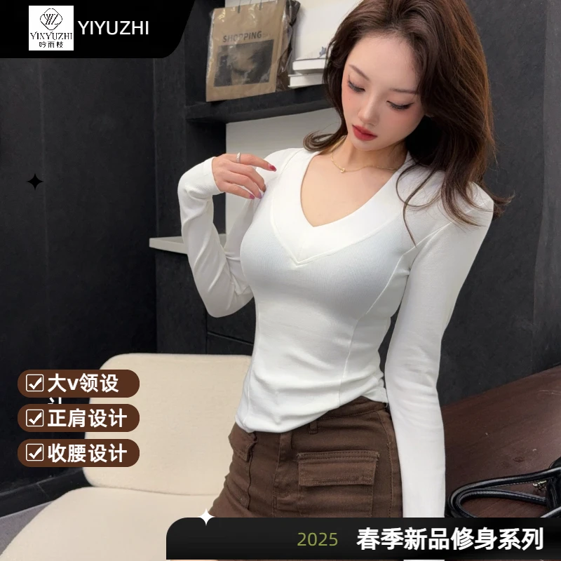 YINYUZHI/吟雨枝欧若风春季新款V领辣妹洋气衣服女修身针织衫3661