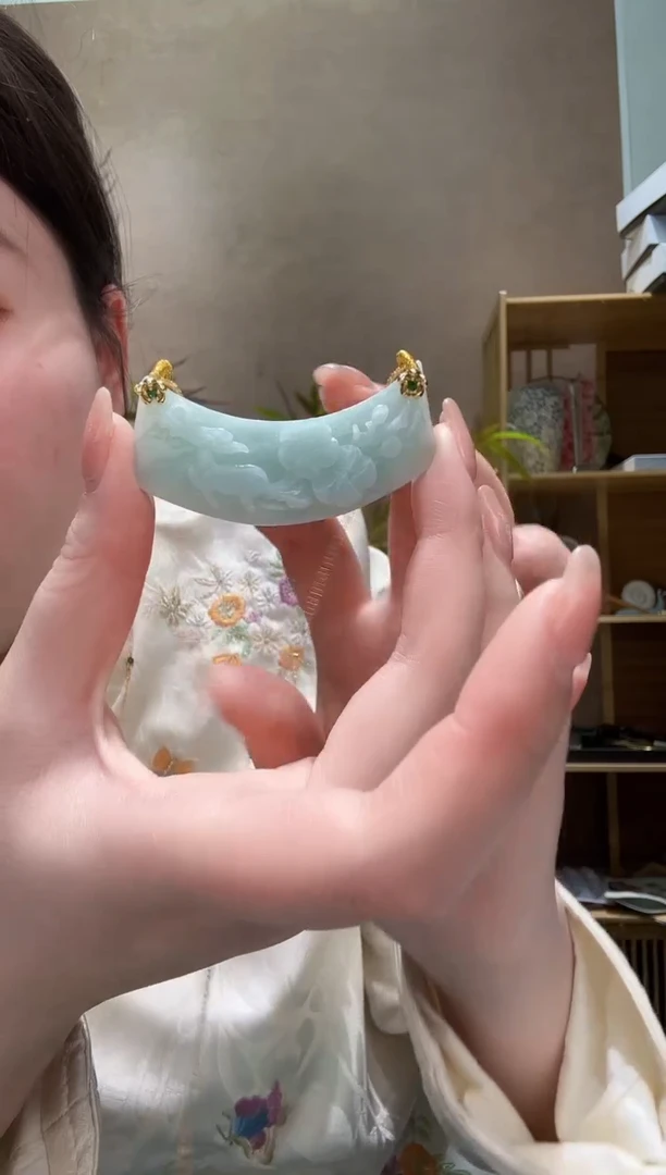 【闪购商品】翡翠颈饰未镶嵌吊坠