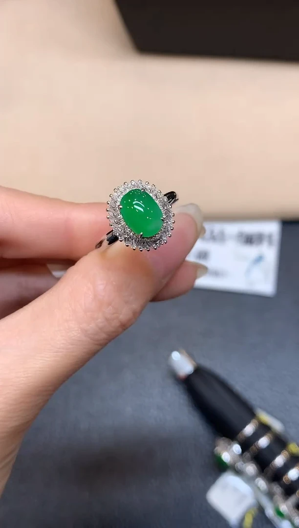 18K金镶嵌戒指翡翠【24小时鉴赏期】蛋面【无服务费