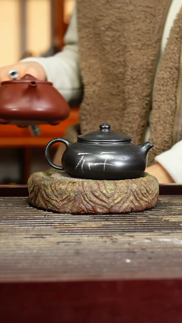 宜兴原矿紫砂壶茶壶宜兴原矿紫砂壶茶壶180C