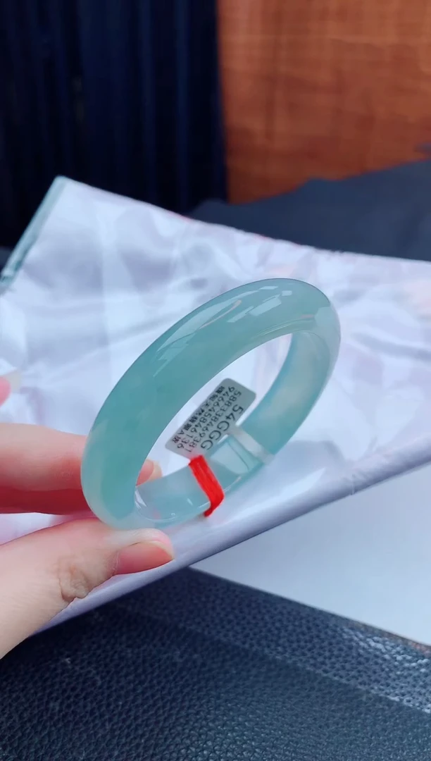 翡翠手镯未镶嵌缅甸天然翡翠A货手镯