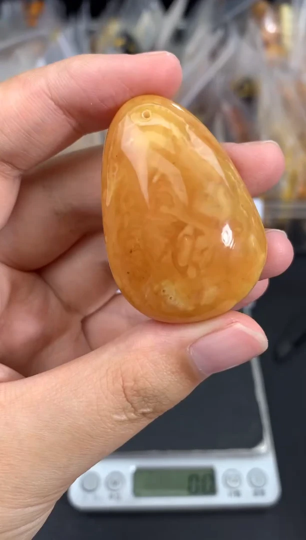蜜蜡未镶嵌珠宝奇石21